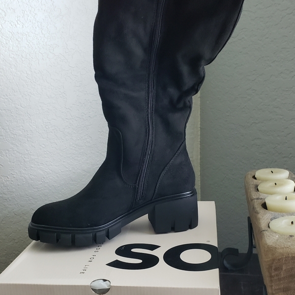 NWT- SO black suede boots. - Picture 5 of 10